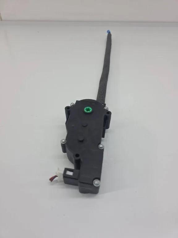 Heckklappenabzieher MERCEDES-BENZ C (W205) C 220 d 4-matic (205.005) A2047500060