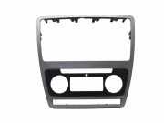 Dekoration des Navigationsbildschirms SKODA OCTAVIA I (1U2) 1.9 TDI 1Z0858069AA