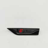 Abzeichen auf der linken Seite des Flügels AUDI A5 Sportback (F5A) 2.0 TFSI quattro 8W6853601B