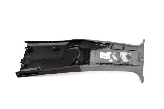 Rechte Seite B Säulenverkleidung PORSCHE CAYENNE (9PA) S 4.5 7L5867240DB Bild Rechte Seite B Säulenverkleidung PORSCHE CAYENNE (9PA) S 4.5 7L5867240DB