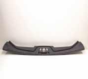 Kofferaum Schlossverkleidung