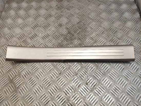 Innenschwellerverkleidung hinten rechts BENTLEY CONTINENTAL FLYING SPUR (3W_) 6.0 Bild Innenschwellerverkleidung hinten rechts BENTLEY CONTINENTAL FLYING SPUR (3W_) 6.0