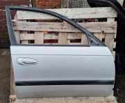 Vordere rechte Tür TOYOTA AVENSIS (_T22_) 2.0 VVT-i (AZT220_)