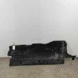 Rechte Unterbodenabdeckung VW GOLF VIII (CD1) 1.5 TSI Bluemotion 5WA825202D