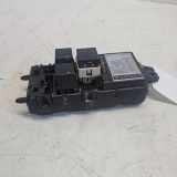 Sicherungskasten VOLVO V40 Estate (VW) 1.9 DI 30889703