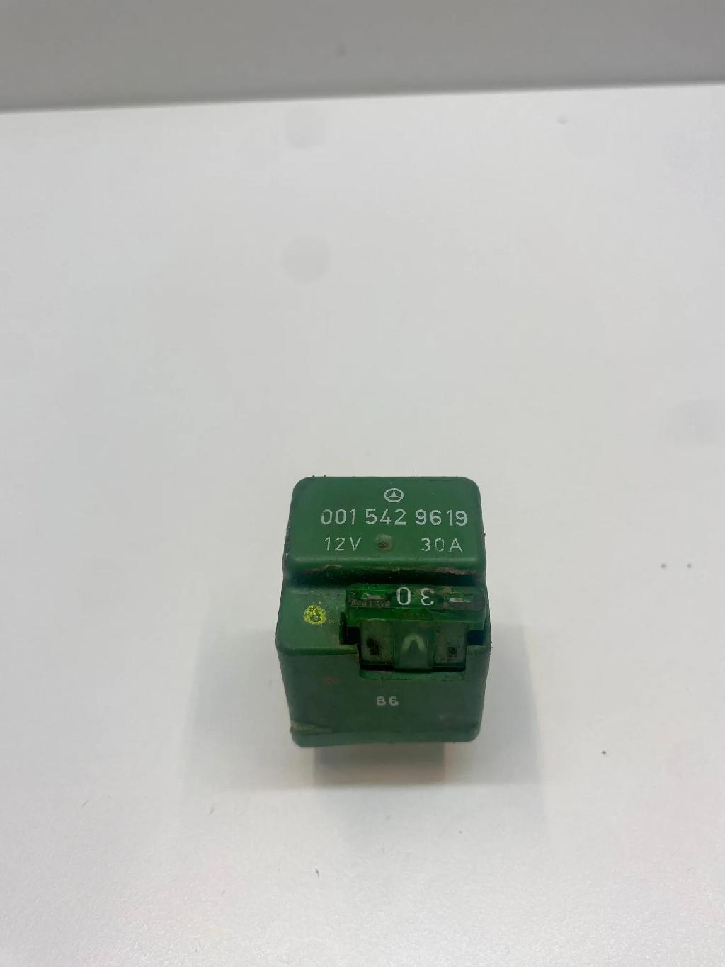 Fuel Pump Relay MERCEDES-BENZ SL (R129) 500 (129.068) 0015429619 A0015429619