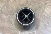 Lüftungsgitter Armaturenbrett Mercedes-Benz GLA (X156) A1568300000