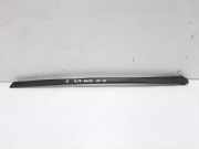 Vertikale Verkleidung auf der rechten Seite der Windschutzscheibe VOLVO XC70 II D5 AWD 30753553