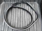 Türgummi rechts vorne Land Rover Discovery V (L462) HY32253A10