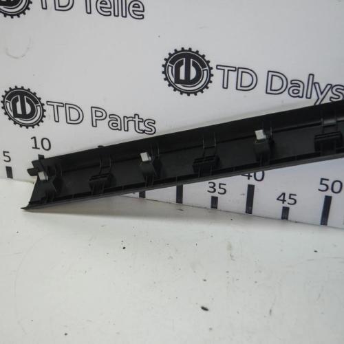 Schweller aus Kunststoff links SKODA SUPERB II (3T4) 2.0 TDI 3T0863483A Bild Schweller aus Kunststoff links SKODA SUPERB II (3T4) 2.0 TDI 3T0863483A