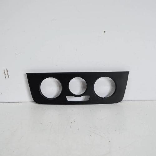 Andere Teile des Innenraums SEAT IBIZA IV (6J5, 6P1) 1.2 TSI 6J0857060 Bild Andere Teile des Innenraums SEAT IBIZA IV (6J5, 6P1) 1.2 TSI 6J0857060