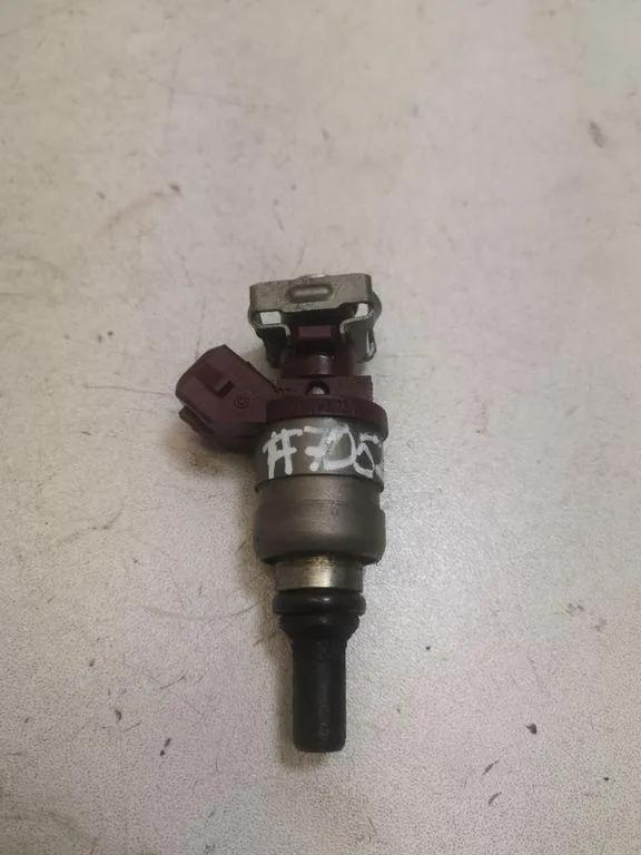 Einspritzdüse MERCEDES-BENZ C (W204) C 180 Kompressor (204.046) A2710780023