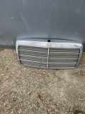 Kühlergrill oben Mercedes-Benz E-Klasse (W124) 1248880223