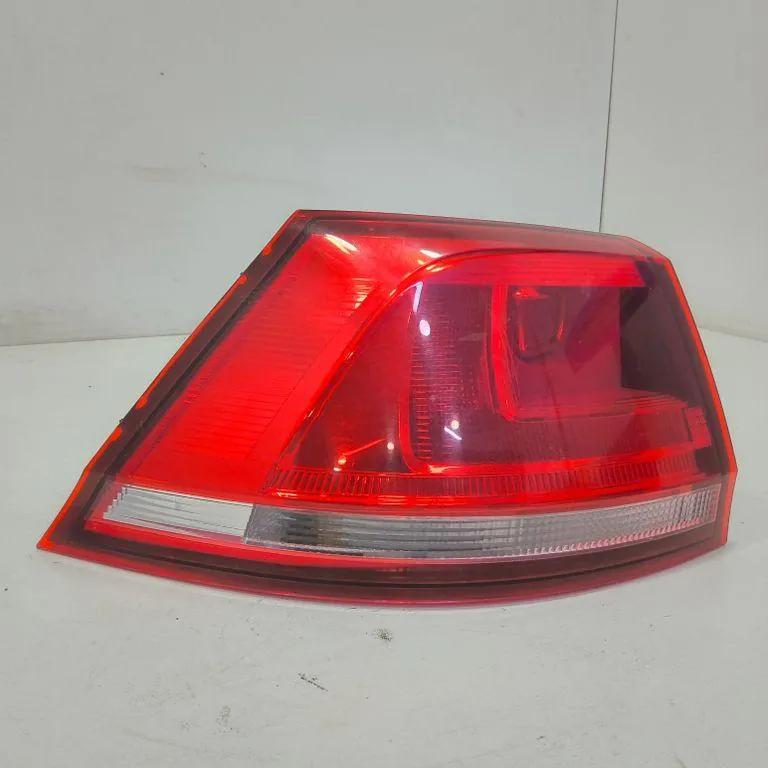 Rücklicht hinten links VW GOLF VI Cabrio (517) 1.2 TSI 5G9945095