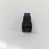 Schalter zum Öffnen des Kraftstofftanks TOYOTA RAV 4 V (A5, H5) 2.5 Hybrid AWD 84841-33040