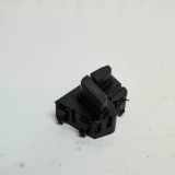 Bedientasten des rechten Sitzes MERCEDES-BENZ C T-Model (S204) C 220 CDI (204.202) A2048709010