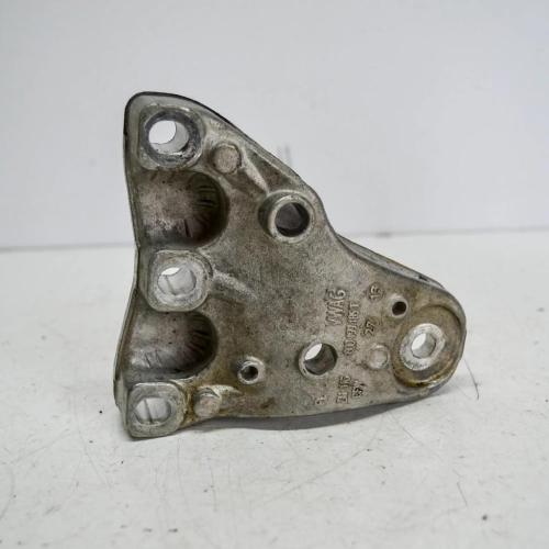 Motorhalter links SEAT IBIZA IV (6J5, 6P1) 1.2 TSI 6Q0199185T Bild Motorhalter links SEAT IBIZA IV (6J5, 6P1) 1.2 TSI 6Q0199185T