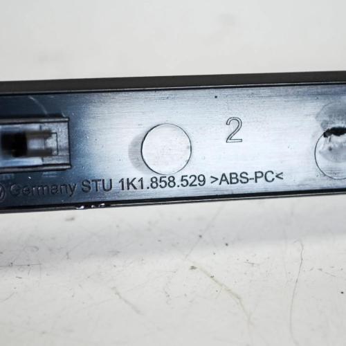 Andere Teile des Innenraums VW GOLF V (1K1) 1.9 TDI 1K1858529 Bild Andere Teile des Innenraums VW GOLF V (1K1) 1.9 TDI 1K1858529