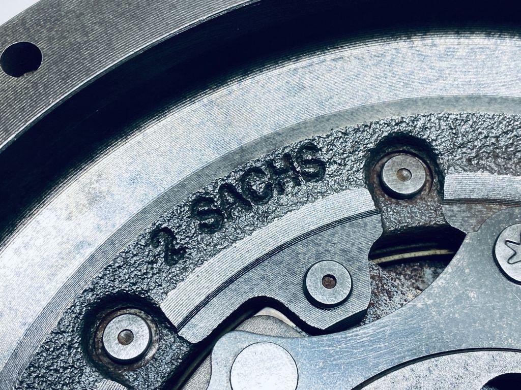 Zahnrad für Verteilerwelle Skoda Octavia II Kombi (1Z) 03G105266BD