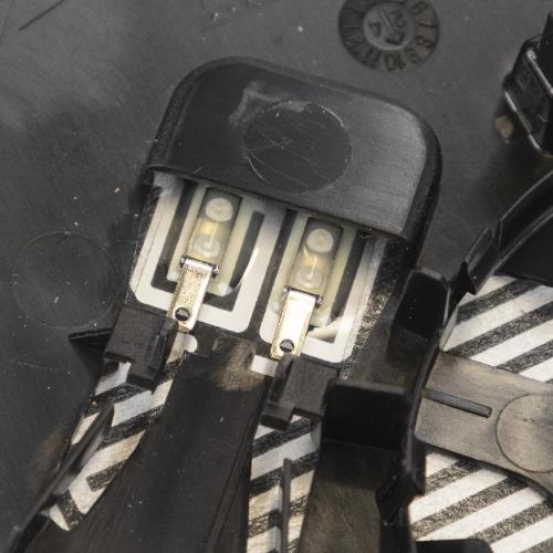 Original Außenspiegelglas links beheizbar 6000618136 Bild Original Außenspiegelglas links beheizbar 6000618136