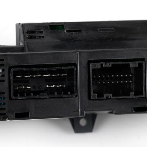 Schalterleiste mitte Heckscheibe FH EL Fiat Ducato Typ 244 735338755 Bild Schalterleiste mitte Heckscheibe FH EL Fiat Ducato Typ 244 735338755