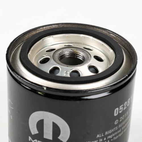 Original Ölfilter für Grand Cherokee WG/WH Wrangler K05281090BB Bild Original Ölfilter für Grand Cherokee WG/WH Wrangler K05281090BB