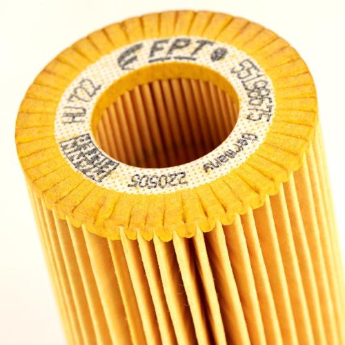 Original Fiat Ölfilter Motorölfilter Alfa Romeo Croma Lancia 2,4 MJTD 71740470 Bild Original Fiat Ölfilter Motorölfilter Alfa Romeo Croma Lancia 2,4 MJTD 71740470