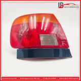 Rückleuchte links Rücklicht Heckleuchte AUDI A4 (8D2, B5) 1.6 74 KW 8D0945095A