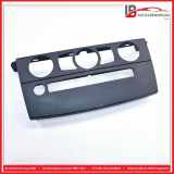 Verkleidung Armaturenbrett Blende Klimabedienteil BMW 5 TOURING (E61) 530D 160 KW 51457063145 7063145 14121810