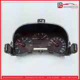 Tacho Kombiinstrument Km: 141.431 FIAT PUNTO (188) 1.2 60 44 KW 990689