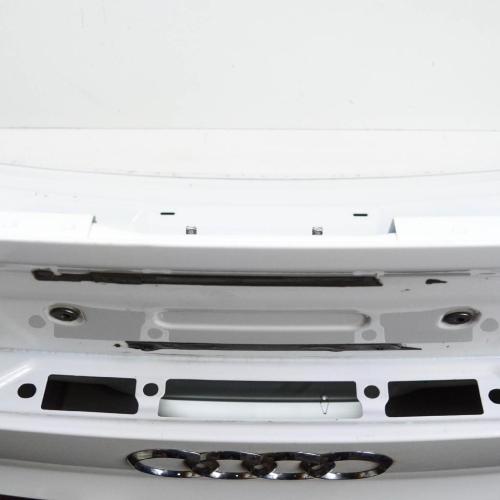 Heckklappe geschlossen Audi A8 (4H) 4H0827445B Bild Heckklappe geschlossen Audi A8 (4H) 4H0827445B