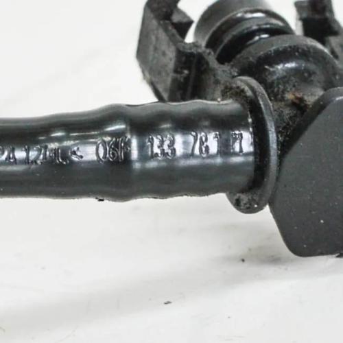 Andere Schläuche AUDI A4 Avant (8ED, B7) 2.0 TFSI quattro 06F133529C 06F133781M 06F135781M Bild Andere Schläuche AUDI A4 Avant (8ED, B7) 2.0 TFSI quattro 06F133529C 06F133781M 06F135781M