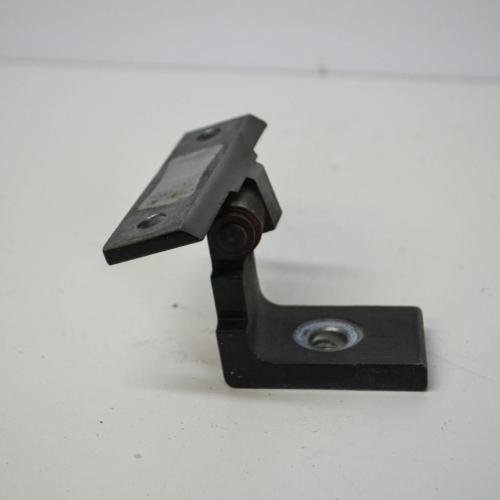 Türscharnier vorne rechts BMW 5er Touring (E61) 7068078 Bild Türscharnier vorne rechts BMW 5er Touring (E61) 7068078