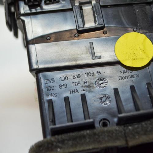 Lüftungsgitter Armaturenbrett VW Eos (1F) 1Q0819703H Bild Lüftungsgitter Armaturenbrett VW Eos (1F) 1Q0819703H