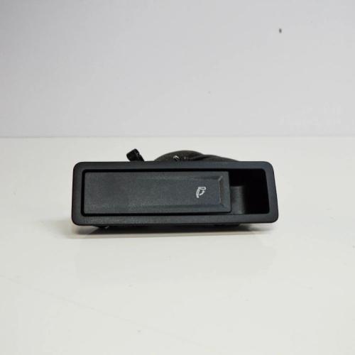 Andere Teile des Innenraums VW TIGUAN (AD1) 1.4 TSI 5NA885671G 5NA885344C Bild Andere Teile des Innenraums VW TIGUAN (AD1) 1.4 TSI 5NA885671G 5NA885344C