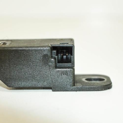 Antennenverstärker Mercedes-Benz CLA Coupe (C117) A2059053005 Bild Antennenverstärker Mercedes-Benz CLA Coupe (C117) A2059053005