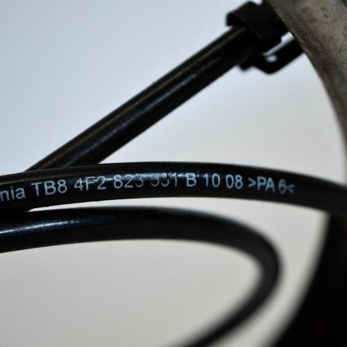 Motorhaubenzug Audi A6 Avant (4F, C6) 4F2823531B4F2823633B Bild Motorhaubenzug Audi A6 Avant (4F, C6) 4F2823531B4F2823633B