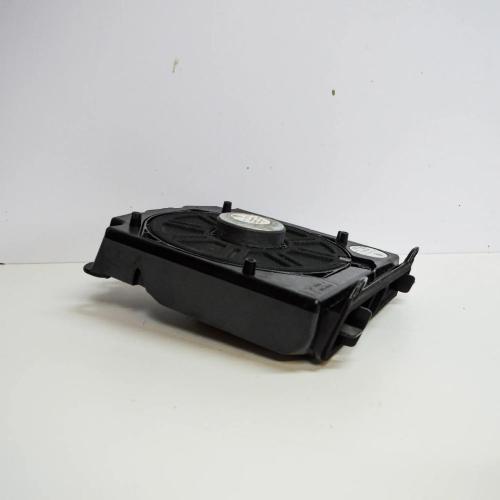 Subwoofer unter dem Sitz links BMW 5 Touring (E61) 520 d 6929100 Bild Subwoofer unter dem Sitz links BMW 5 Touring (E61) 520 d 6929100