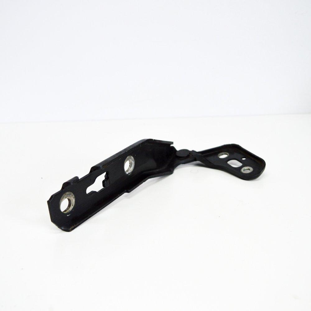 Motorhaubenscharnier rechts Audi A6 Avant (4F, C6) 4F0823302 Bild Motorhaubenscharnier rechts Audi A6 Avant (4F, C6) 4F0823302