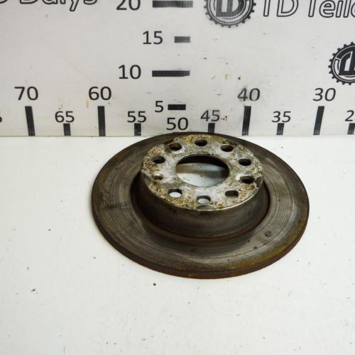 Bremsscheibe links hinten VW Caddy III Kombi (2KB) Bild Bremsscheibe links hinten VW Caddy III Kombi (2KB)