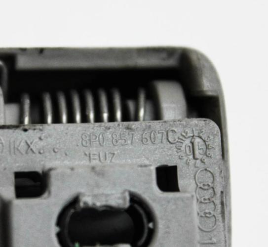 Dachgriff vorne links AUDI A6 Avant (4F5, C6) 3.0 TDI quattro 8P0857607D 8P0857607C Bild Dachgriff vorne links AUDI A6 Avant (4F5, C6) 3.0 TDI quattro 8P0857607D 8P0857607C