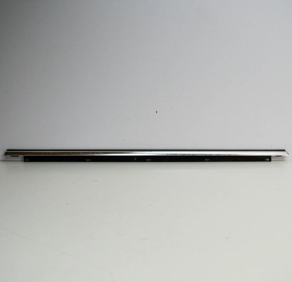 Türfensterleiste hinten links AUDI A6 Avant (4F5, C6) 2.0 TFSI 4F0853763A Bild Türfensterleiste hinten links AUDI A6 Avant (4F5, C6) 2.0 TFSI 4F0853763A