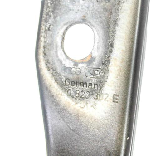 Motorhaubenscharnier rechts Audi A4 Avant (8E, B7) 8E0823302E Bild Motorhaubenscharnier rechts Audi A4 Avant (8E, B7) 8E0823302E