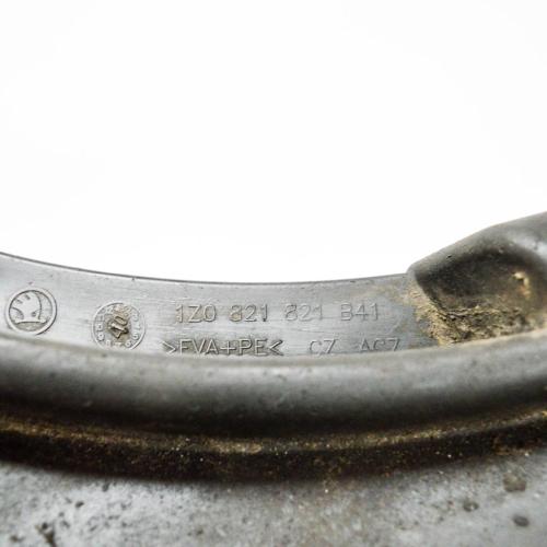 Unterfahrschutz Skoda Octavia II (1Z) 1Z0821821 Bild Unterfahrschutz Skoda Octavia II (1Z) 1Z0821821