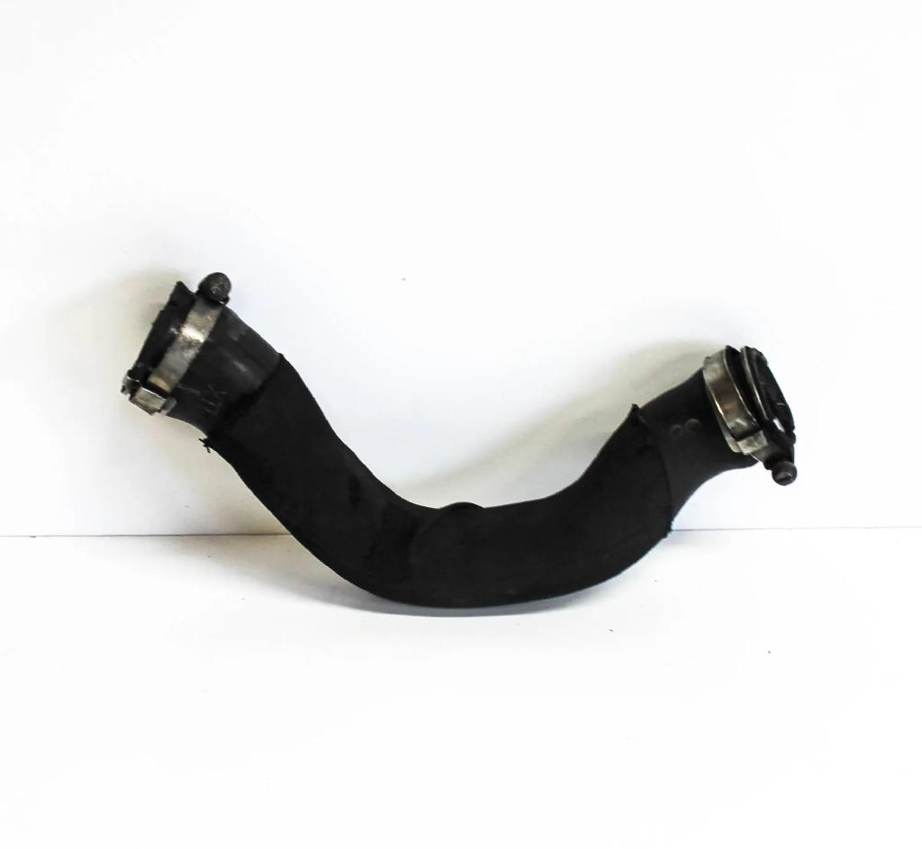 Ladeluftkühlerschlauch links AUDI A6 Avant (4F5, C6) 3.0 TDI quattro 4F0145737C Bild Ladeluftkühlerschlauch links AUDI A6 Avant (4F5, C6) 3.0 TDI quattro 4F0145737C
