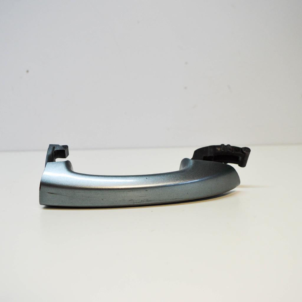 Türgriff links vorne Skoda Superb II (3T) 1K8837205F Bild Türgriff links vorne Skoda Superb II (3T) 1K8837205F