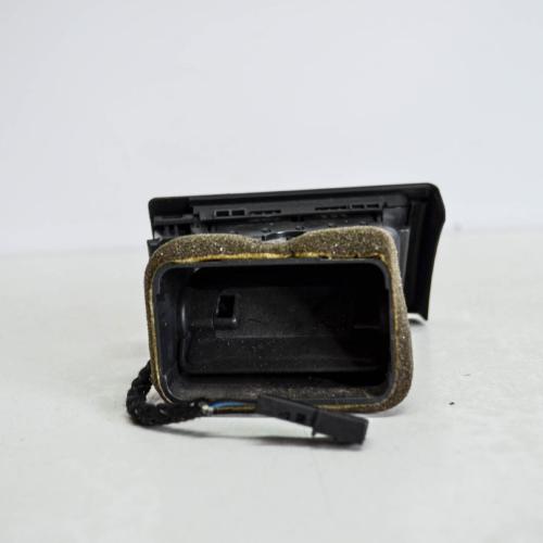 Lüftungsgitter Armaturenbrett Audi A4 Avant (8E, B7) 8E0820901F Bild Lüftungsgitter Armaturenbrett Audi A4 Avant (8E, B7) 8E0820901F