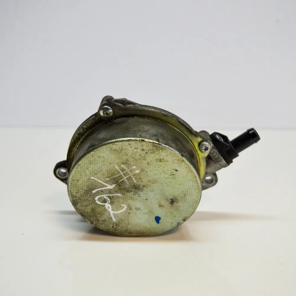 Vakuumpumpe AUDI A6 Avant (4F5, C6) 2.7 TDI quattro 057145100AE Bild Vakuumpumpe AUDI A6 Avant (4F5, C6) 2.7 TDI quattro 057145100AE