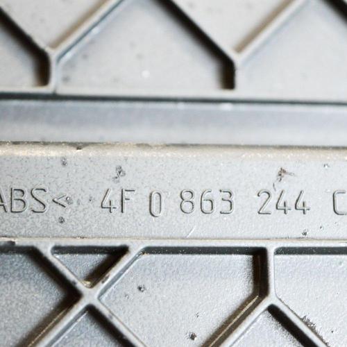 Teilepaket Innenausstattung Audi A6 Avant (4F, C6) 4F0863351G4F0863244C Bild Teilepaket Innenausstattung Audi A6 Avant (4F, C6) 4F0863351G4F0863244C