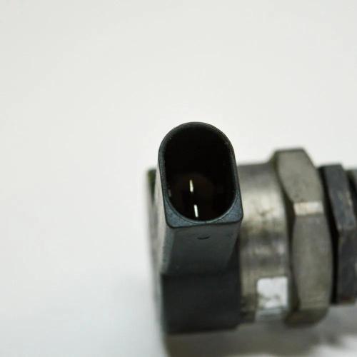 Kraftstoffzuführung rechts AUDI A6 Avant (4F5, C6) 2.7 TDI quattro 059130090AF 057130764F Bild Kraftstoffzuführung rechts AUDI A6 Avant (4F5, C6) 2.7 TDI quattro 059130090AF 057130764F